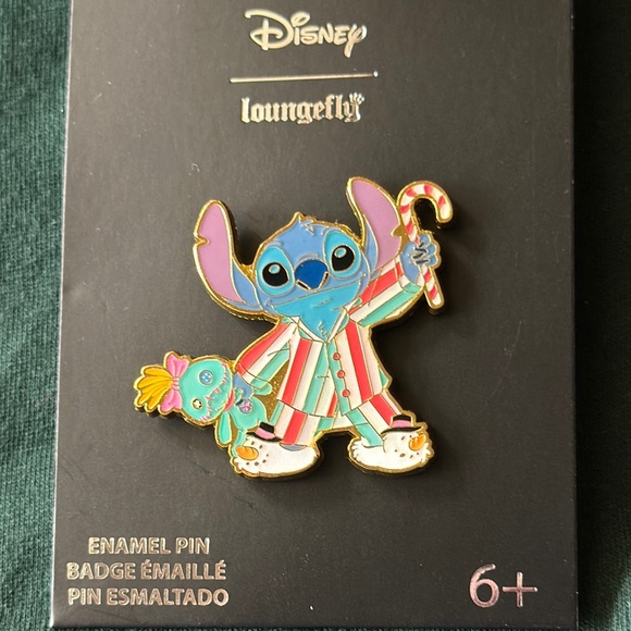 Disney Loungefly Stitch Enamel Pin - Picture 3 of 3